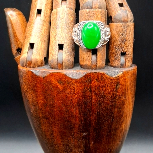 Green Jade & White Zircon 7.50 ctw Dragon Ring in Rhodium Over Sterling Silver - Picture 5 of 6